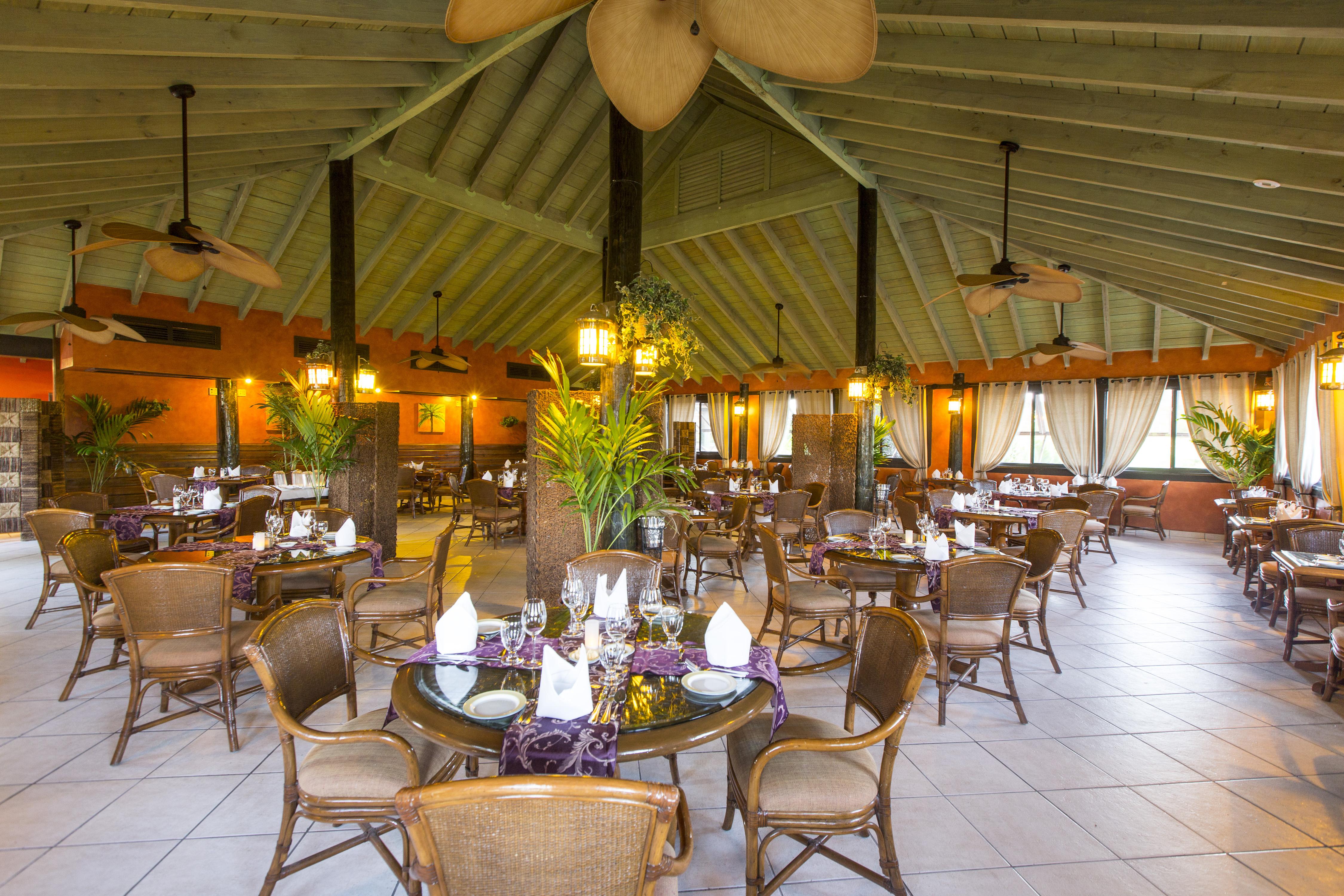 เวรันดาห์ รีสอร์ต แอนด์ สปา ออล อินคลูซีฟ Hotel Willikies ภายนอก รูปภาพ