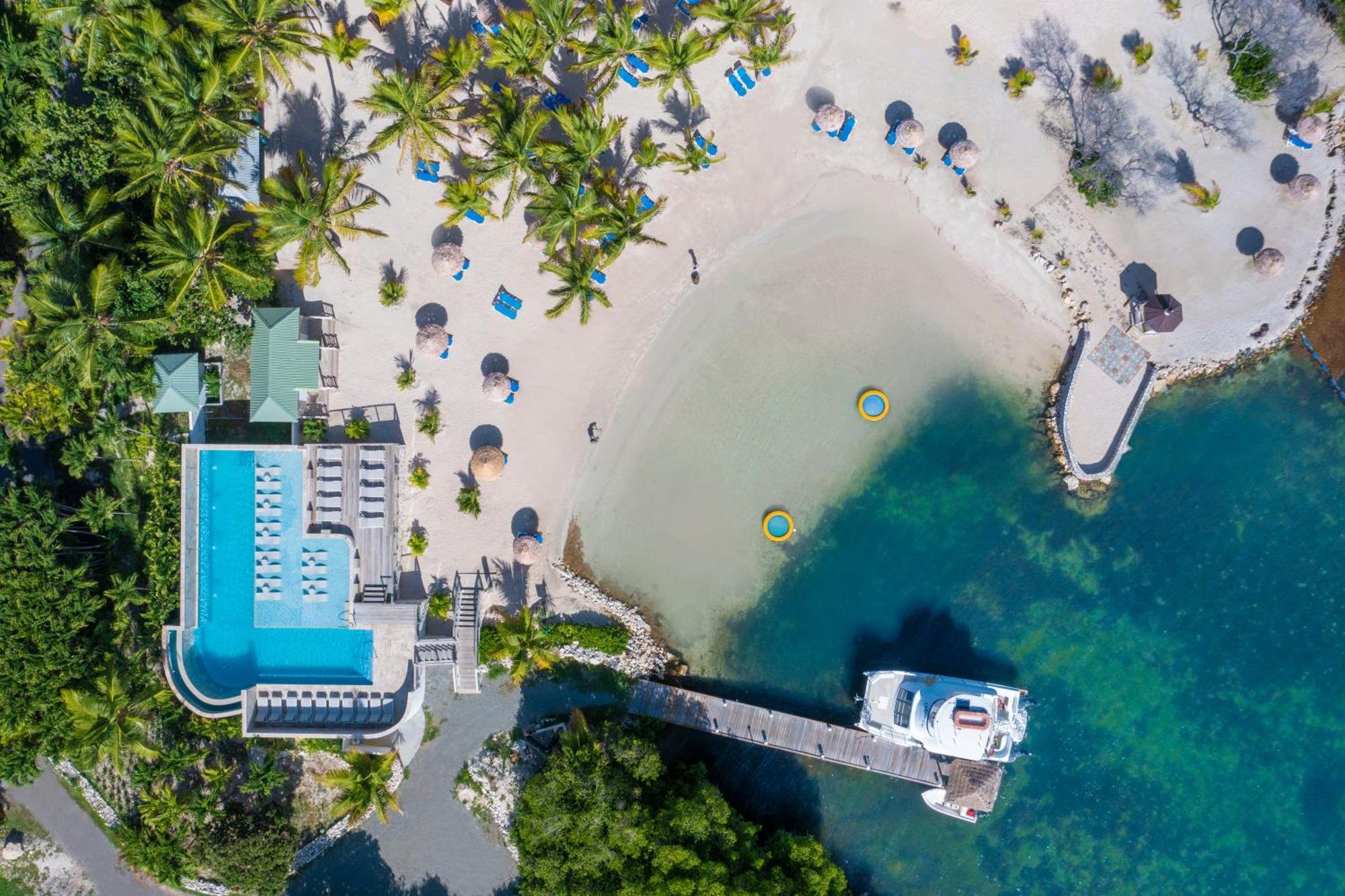 เวรันดาห์ รีสอร์ต แอนด์ สปา ออล อินคลูซีฟ Hotel Willikies ภายนอก รูปภาพ